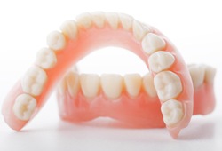 Complete set of dentures