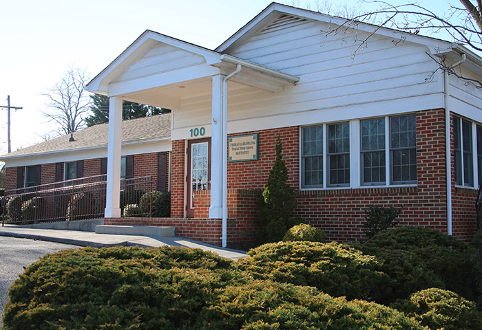 Dental office building in Stephens City