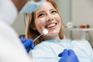 Patient talking to a dentist